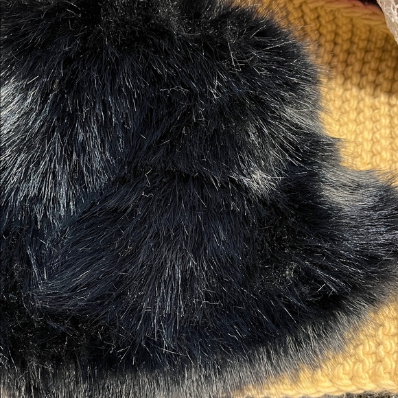 Anthropologie Maeve Faux Fur Black Bucket Hat New One Size - Picture 6 of 6